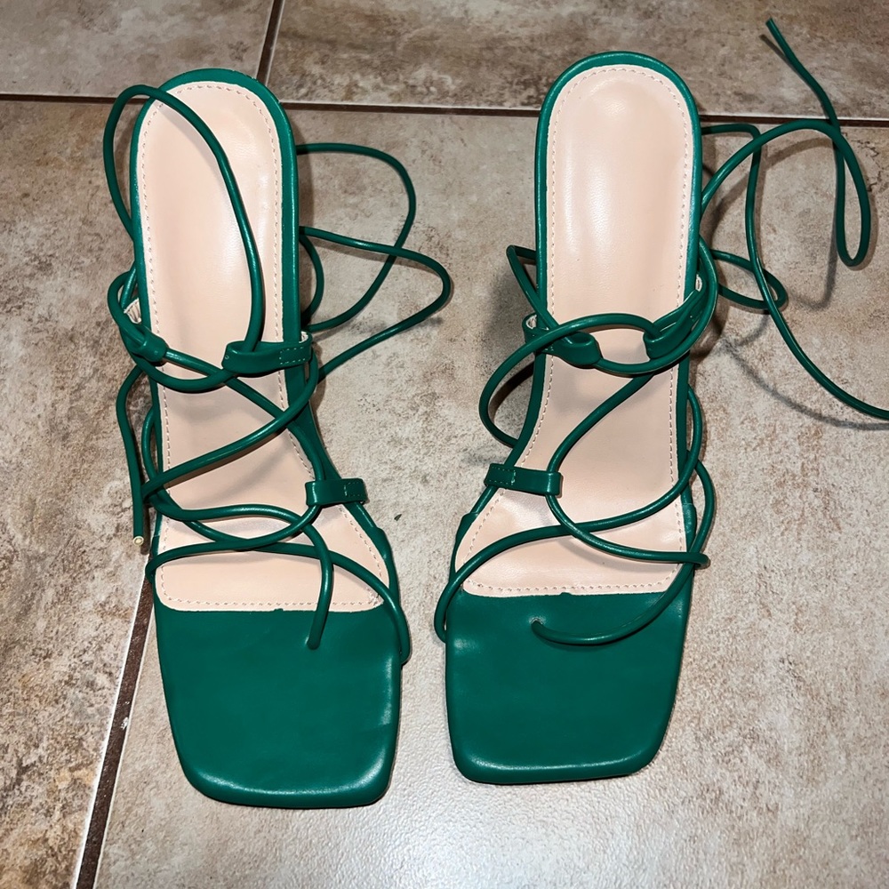 Tie Leg Design Stiletto Heeled Thong Sandals
